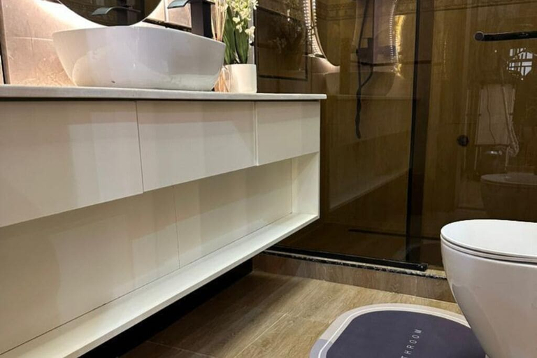Bathroom 3, Two Bedroom Luxury Apartment in Wuse 2, AbujaMun