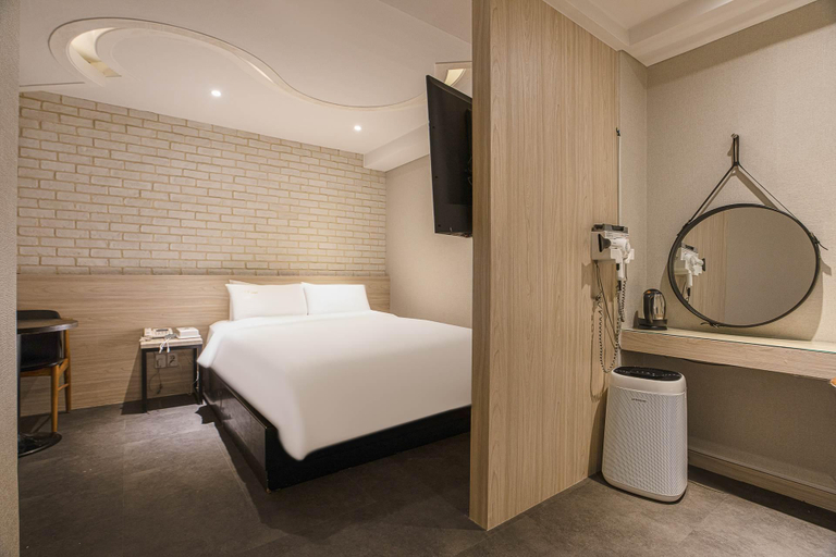 Bedroom 4, Jamsil Louize, Songpa