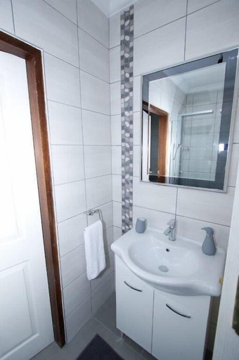 Bathroom 4, Protea Hotel Long Beach, Walvisbay Urban