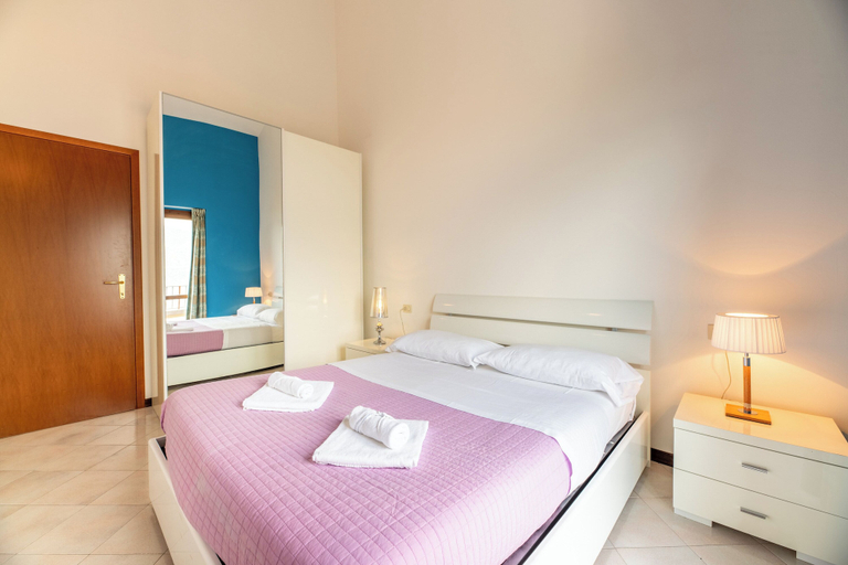 Bedroom 4, Balcone di Noa e Stella, Como