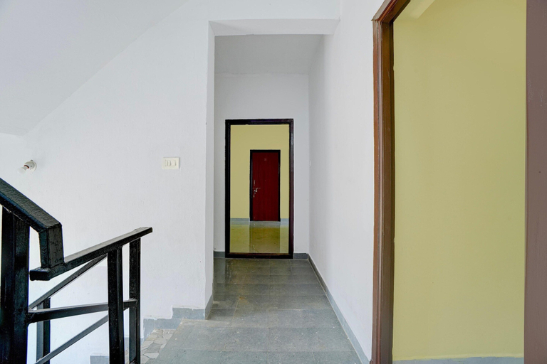 Interior 5, Collection Formerly Dhana Residency, Kancheepuram
