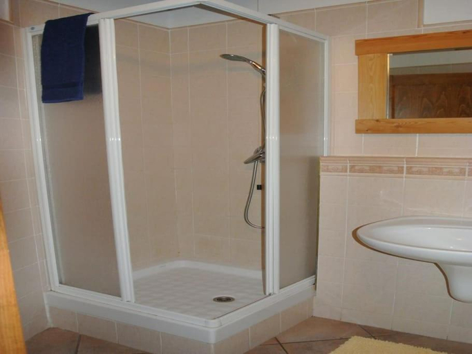 Bathroom 3, Chalet Rustico Bertolini per Gruppi!, Trento