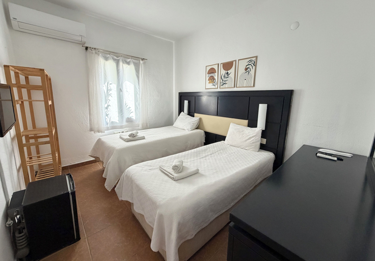 Bedroom 3, Esmana Otel, Bodrum
