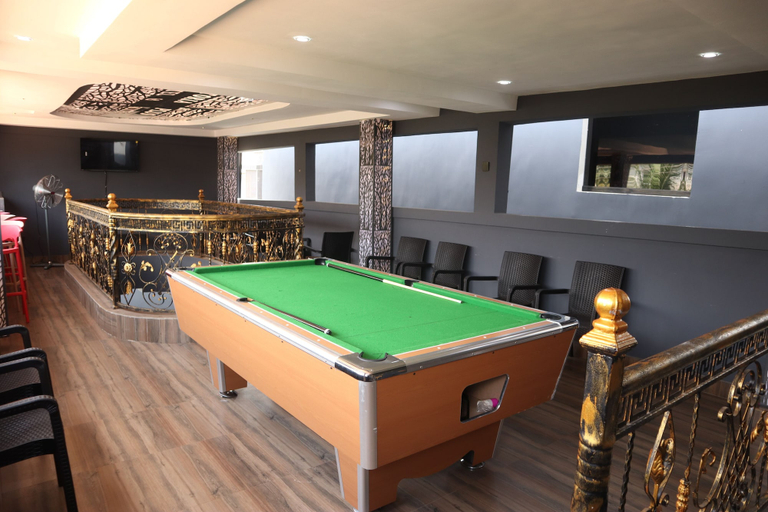 Game room, Victoria Plus Hotel & Suites, Oshimili North