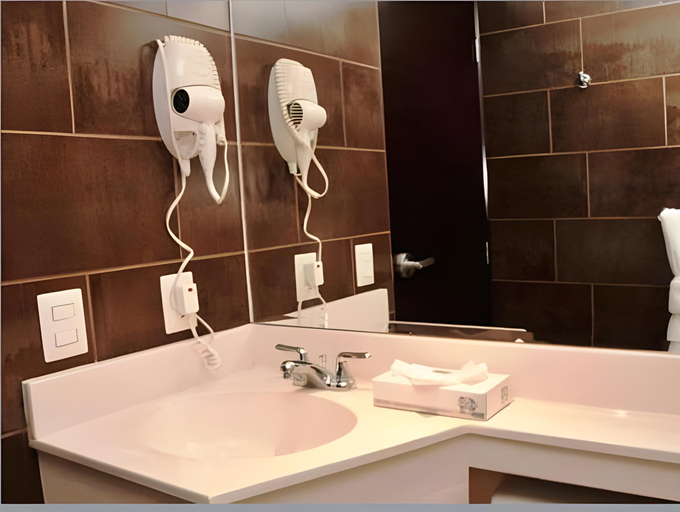 Bathroom 4, City Express by Marriott Managua, Managua