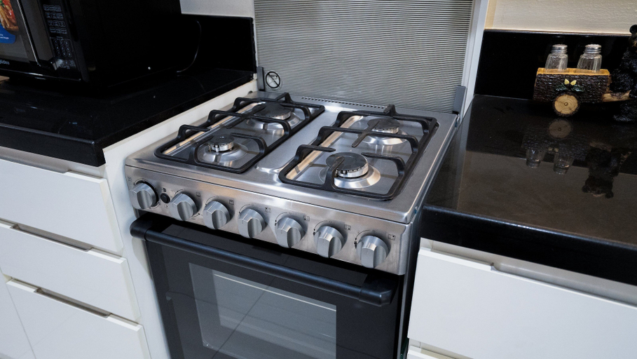 Private kitchen 5, 2BR Apt Damac Capital Bay Business Bay, Dubai
