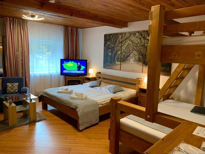 Bedroom 4, Hotel Lesana, Trutnov
