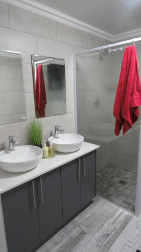 Bathroom 2, Live Our Journey, Eden