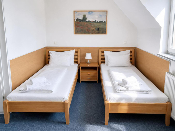 Bedroom 4, Hotel Donaustadt Kagran, Wien