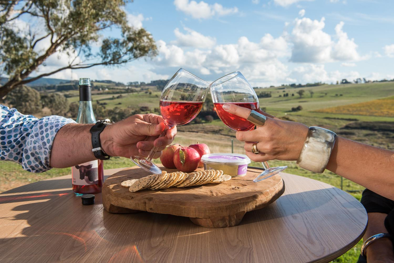 Food & Drinks, Dragonfly Cottages, Cabonne