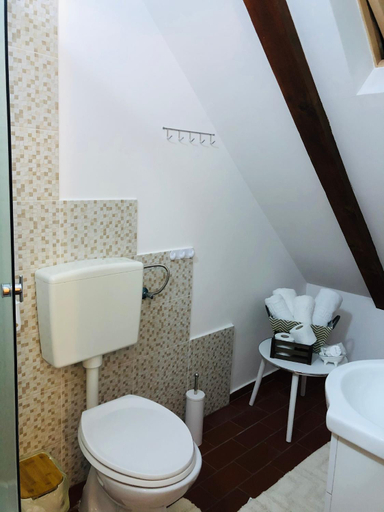 Bathroom 3, Baritiu Apartment Brasov, Brasov