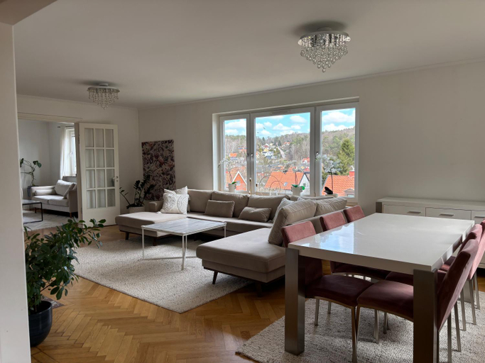 Others 5, Grand villa with great location!, Göteborg