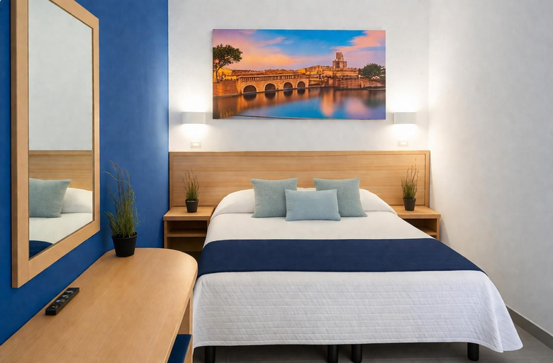 Bedroom 4, Aldebaran, Rimini