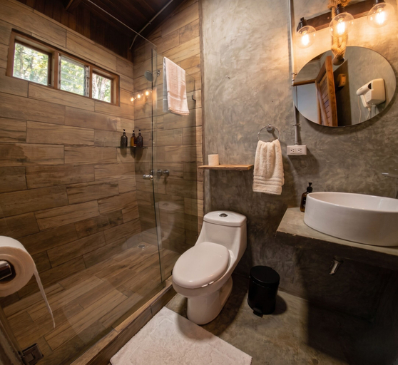 Bathroom 3, Off the Grid Monteverde, Puntarenas