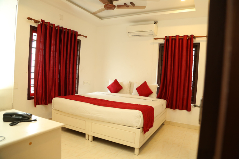 Room 5, Hotel Ritzy Village, Ernakulam