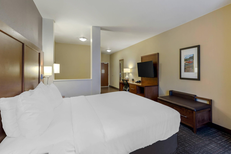 Bedroom 3, Comfort Suites Loveland, Larimer