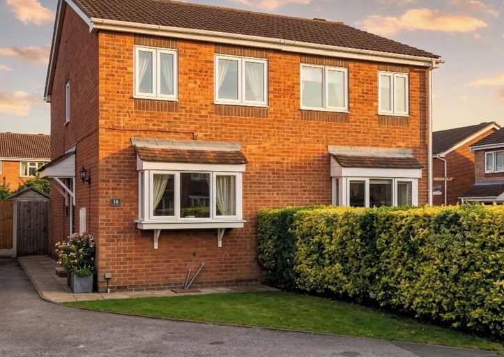 Exterior & Views, 2 Bed House - Sleeps 4 - Parking - Pets - Garden, Doncaster