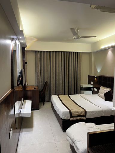 Room 5, Hotel Shiv Sagar NX, Ujjain