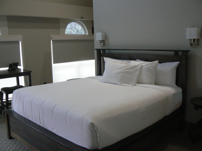Bedroom 3, Lone Tree Golf Club And Hotel, Douglas