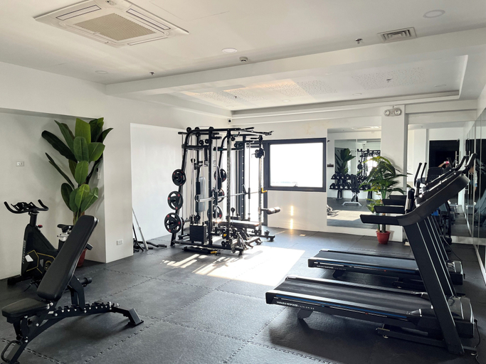 Fitness facility, Luxee Haven Airbnb, Quezon City