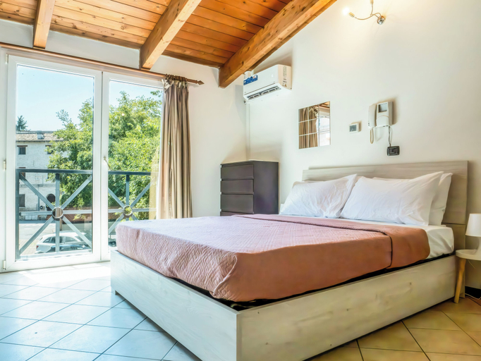 Room 2, Living 68, Forli' - Cesena