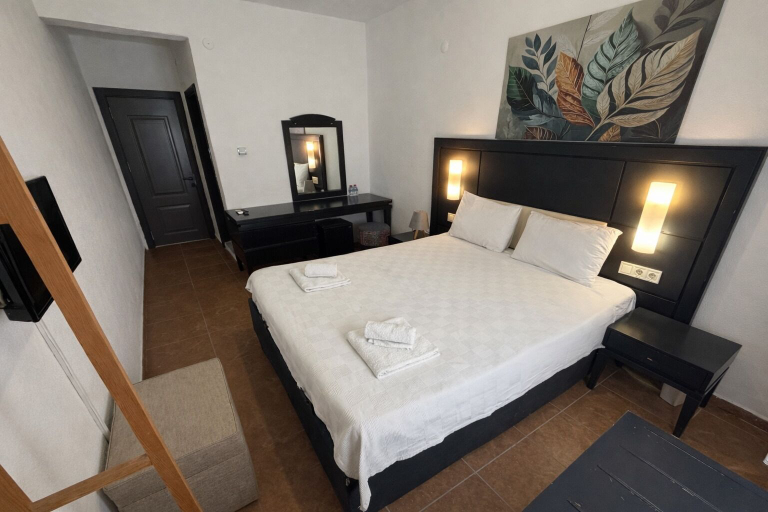 Bedroom 3, Esmana Otel, Bodrum