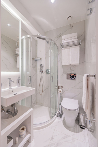 Bathroom 5, Hosianum Palace, Rome