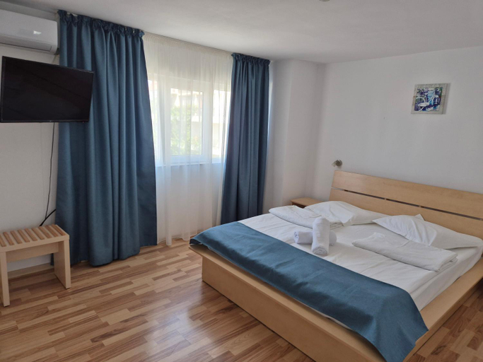 3, VILA BELLMAR FLORIAN, Tuzla