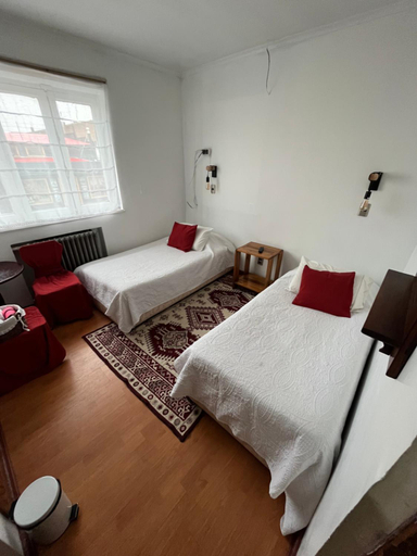 Others 4, Hostal del Estrecho, Magallanes