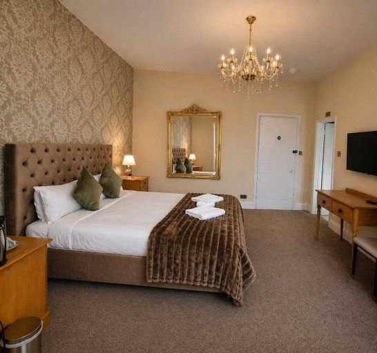 Room 5, Tree Hotel, Oxfordshire