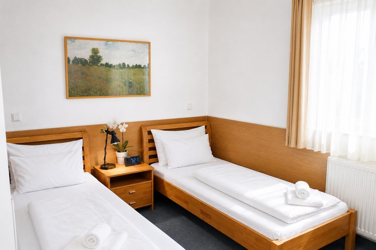 Bedroom 5, Hotel Donaustadt Kagran, Wien