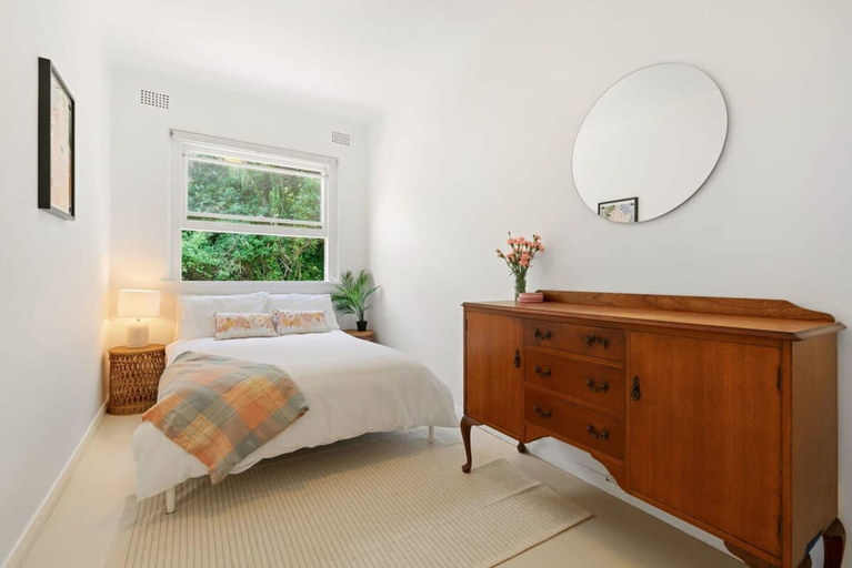 Room 4, Bondi Breeze Apartment, Sydney