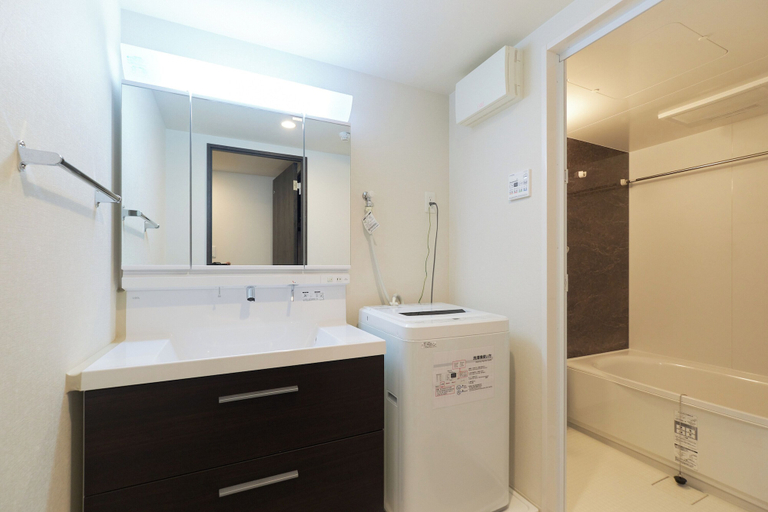 Bathroom 3, AQUA RESIDENCE Sangenjaya by Tranova, Setagaya