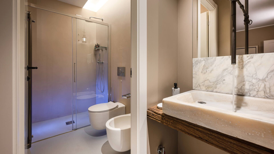Bathroom 5, A'mare Luxury Rooms, Imperia