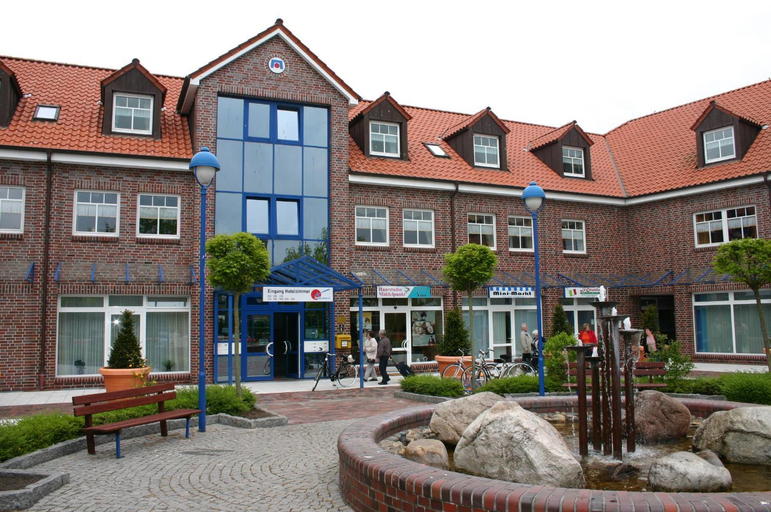 Exterior view 1, Sporthotel Middelpunkt, Aurich