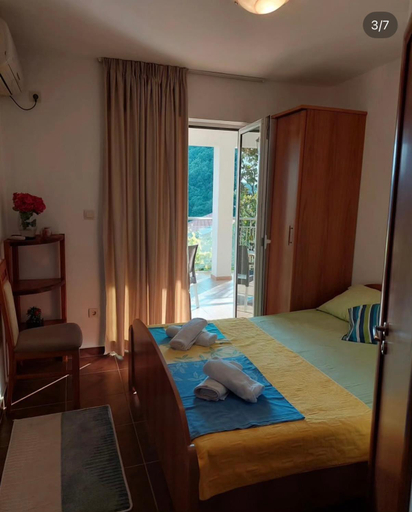 Others 3, Apartments Becici, Bela Rada