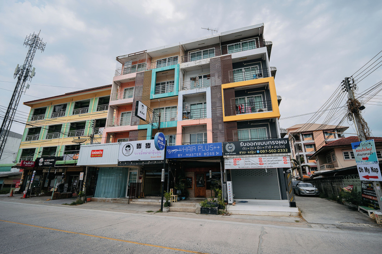 Exterior 4, Oh My Nap Bangsaen, Muang Chon Buri