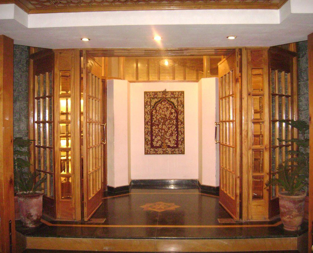 Others 3, Hotel Meridien, Srinagar