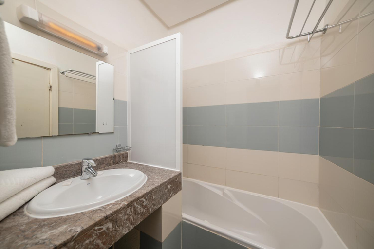 Bathroom 5, Lunja Village Taghazout, Agadir-Ida ou Tanane