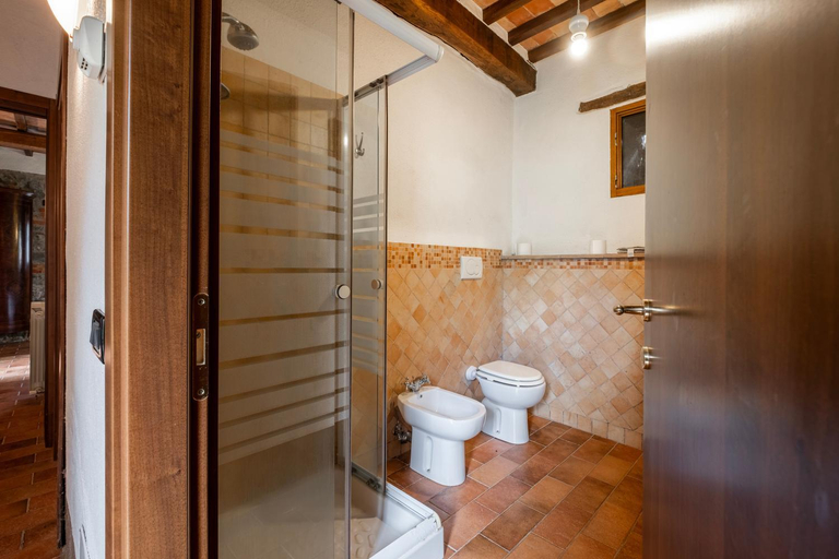 Bathroom 3, Casetta di Ugolino, Siena