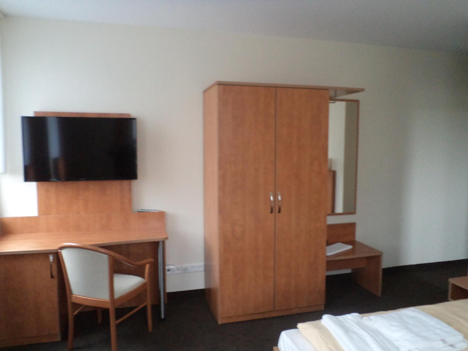 Others 4, Hotel Schützenhaus, Wittenberg
