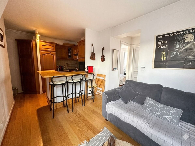 Living area, celine 19, Paris