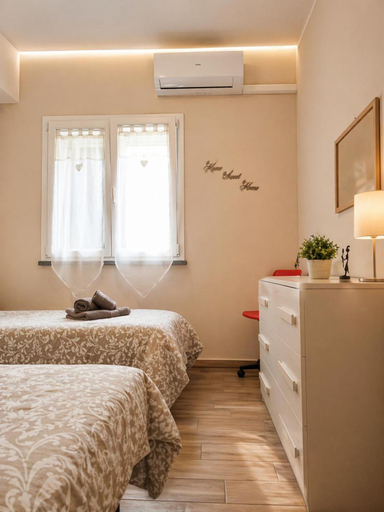 Others 5, Marino Apartments, La Spezia