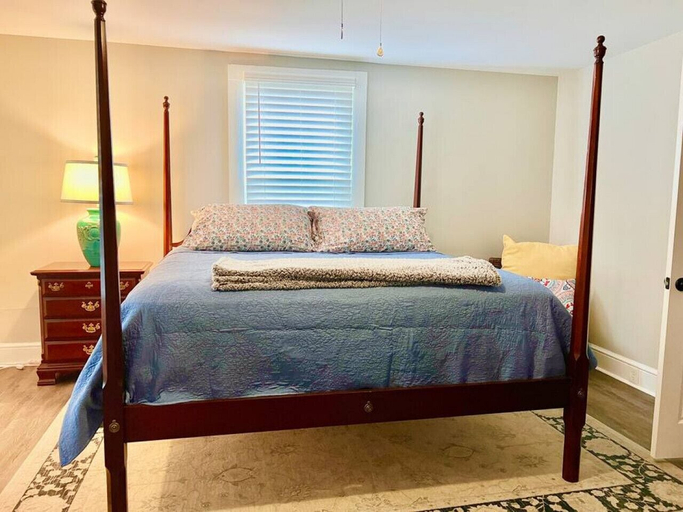 Interior 2, Historic Home in Downtown Greer Shop,eat & Sleep, Spartanburg