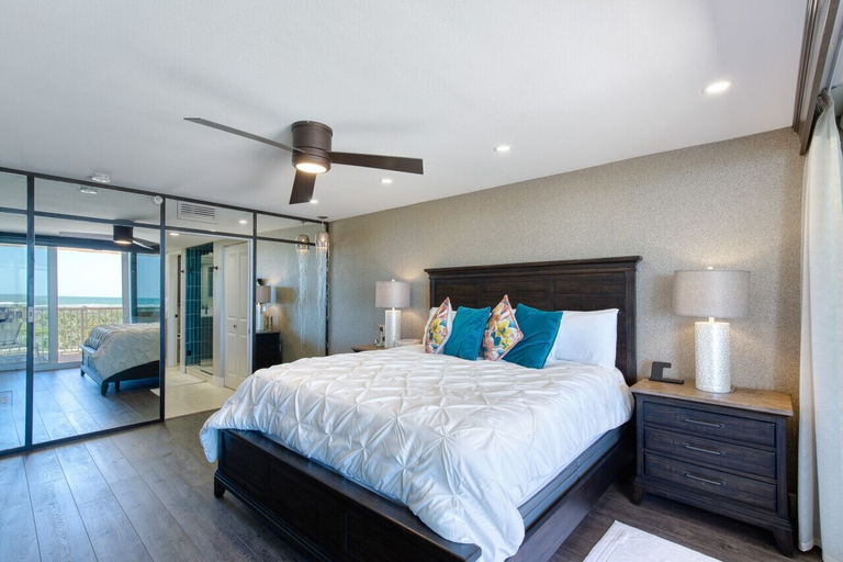 Bedroom 2, New Smyrna Luxury Beachfront Condo Pool Hot Tub, Volusia
