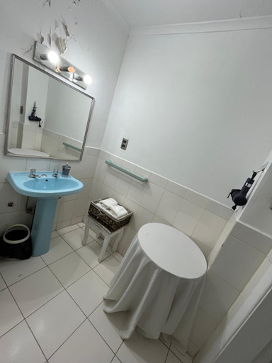 Others 5, Hostal del Estrecho, Magallanes