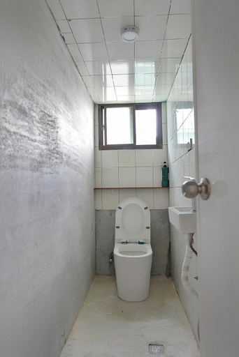 Bathroom 2, BO Freediving Private House, Pingtung