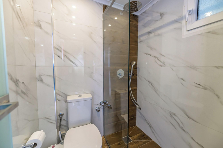 Bathroom 4, Korina Apart Hotel, Ionian Islands