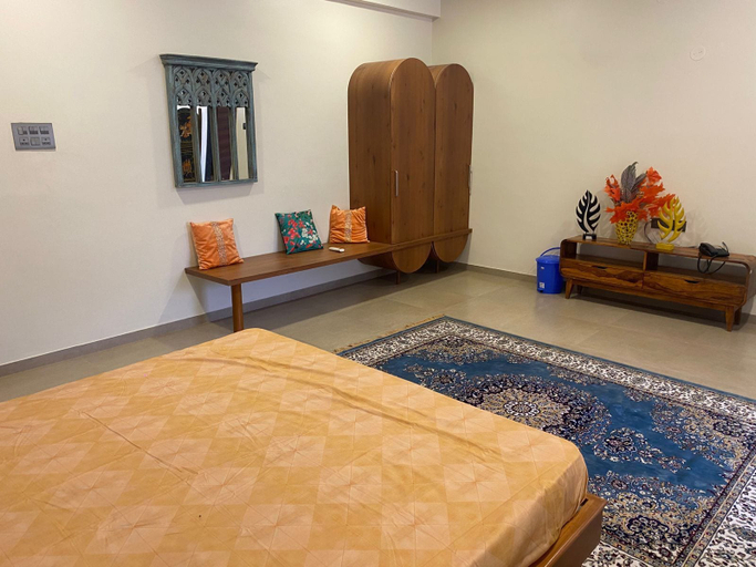 Room 3, Oasis Residency and Resorts, Solapur