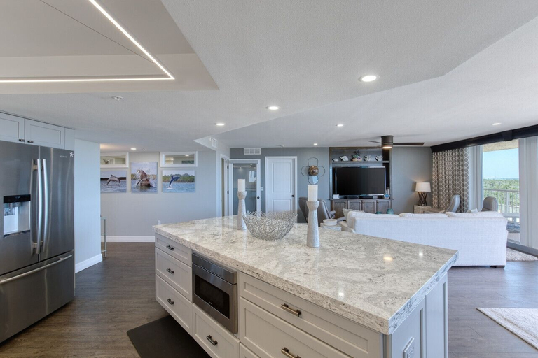 Others 5, New Smyrna Luxury Beachfront Condo Pool Hot Tub, Volusia